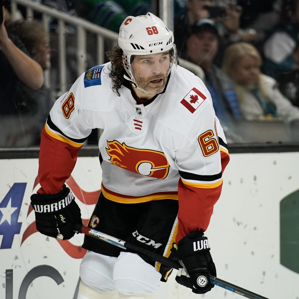 Jaromir Jagr scores his first goal with the Calgary Flames