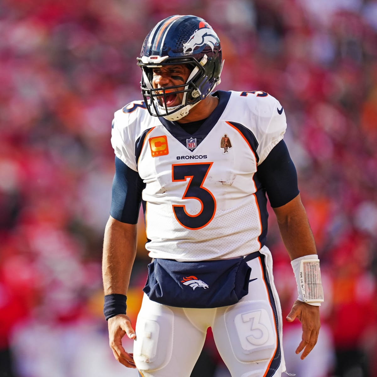 Broncos coach Sean Payton aims to help Russell Wilson revive his career  after awful 2022 season - The San Diego Union-Tribune