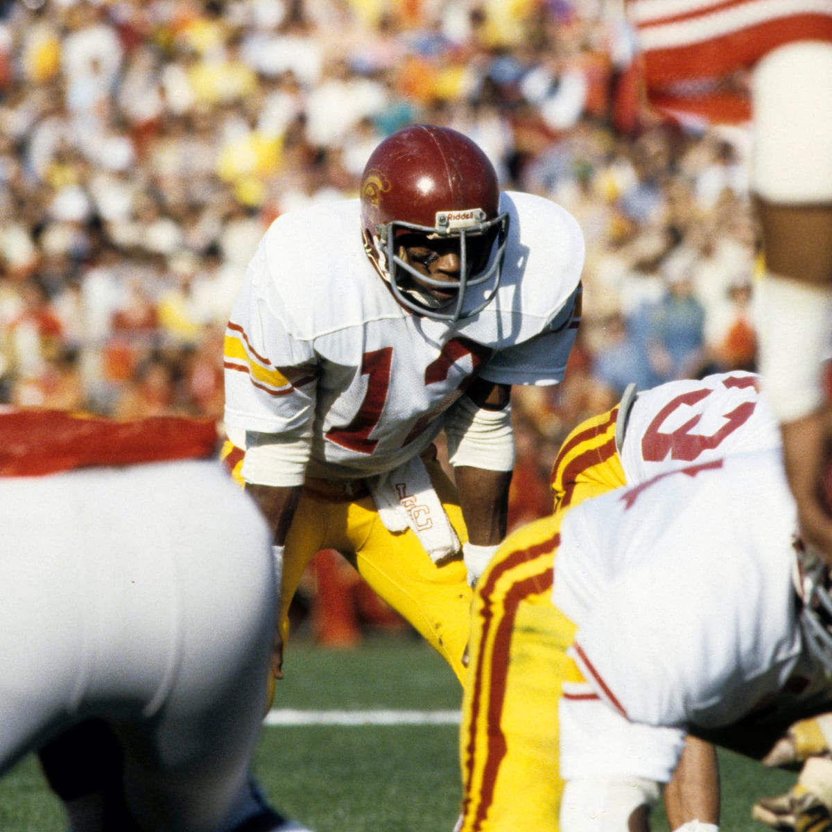 USC football great Charles White dies - Sports Illustrated USC Trojans  News, Analysis and More