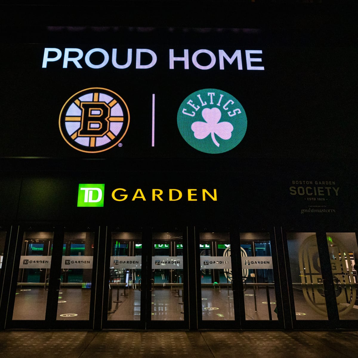 GreenRunsDeep on X: Boston Celtics News: TD Garden pro shop has