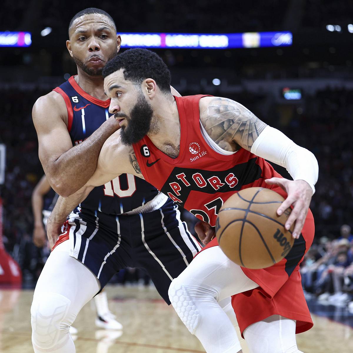 Lakers Rumors: NBA Insider Thinks LA Should 'Do Whatever it Takes' to Get  This Veteran Scorer - All Lakers | News, Rumors, Videos, Schedule, Roster,  Salaries And More