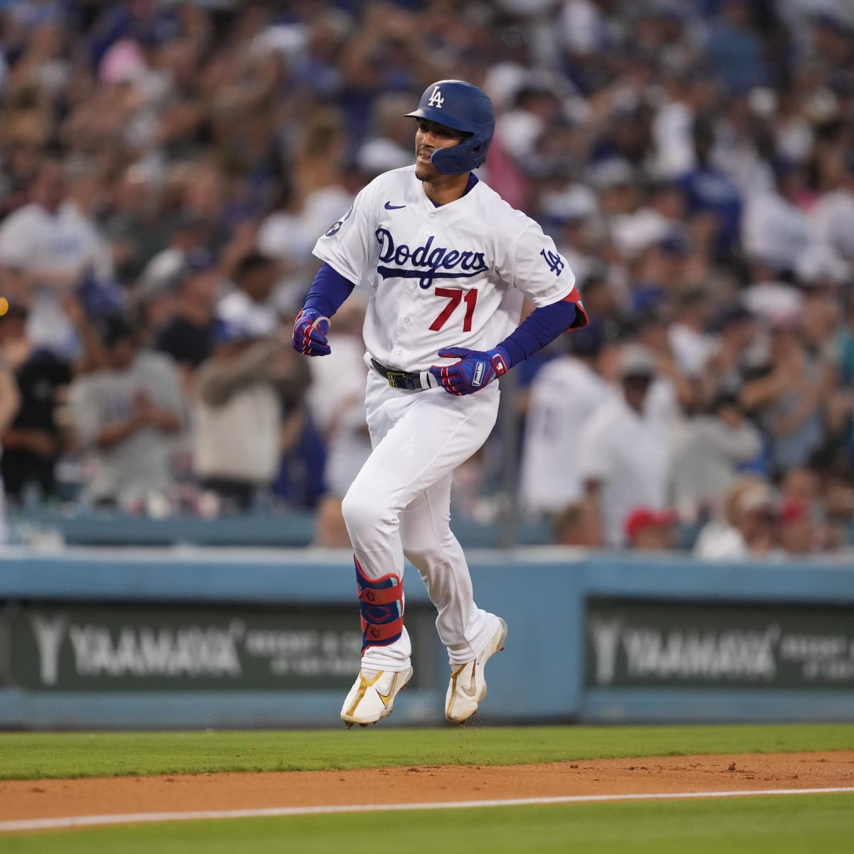 MLB Pipeline on X: Miguel Vargas -- MLB's No. 37 overall prospect --  suffered a hairline fracture on his right pinky. The #Dodgers second  baseman hopes to be ready for the start