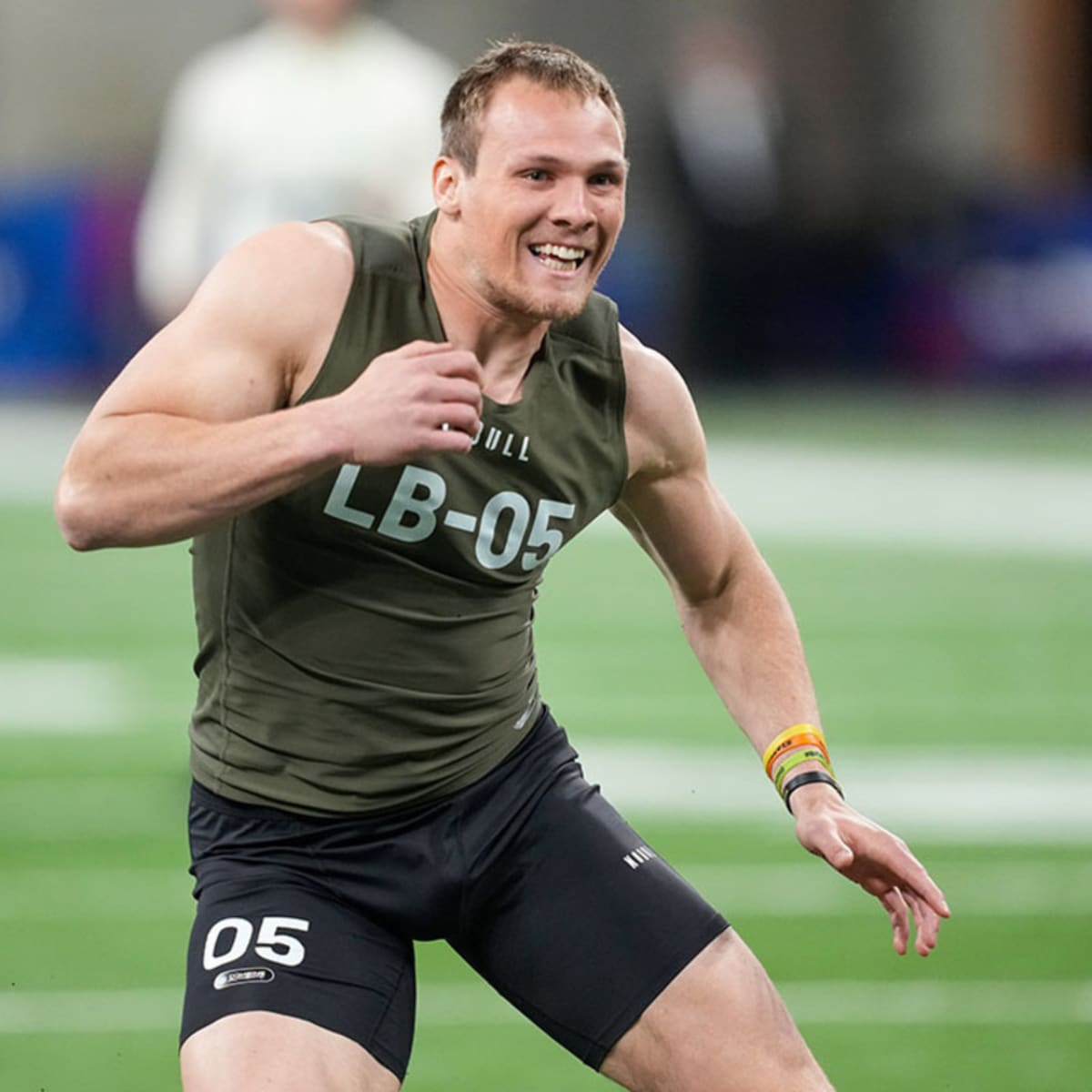 Jack Campbell Linebacker Iowa  NFL Draft Profile & Scouting Report