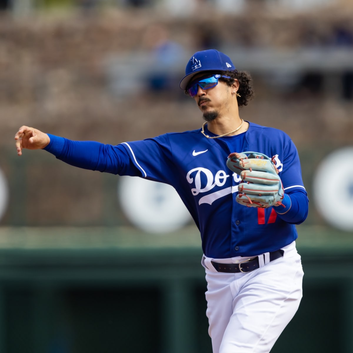 MLB Pipeline on X: Miguel Vargas -- MLB's No. 37 overall prospect --  suffered a hairline fracture on his right pinky. The #Dodgers second  baseman hopes to be ready for the start