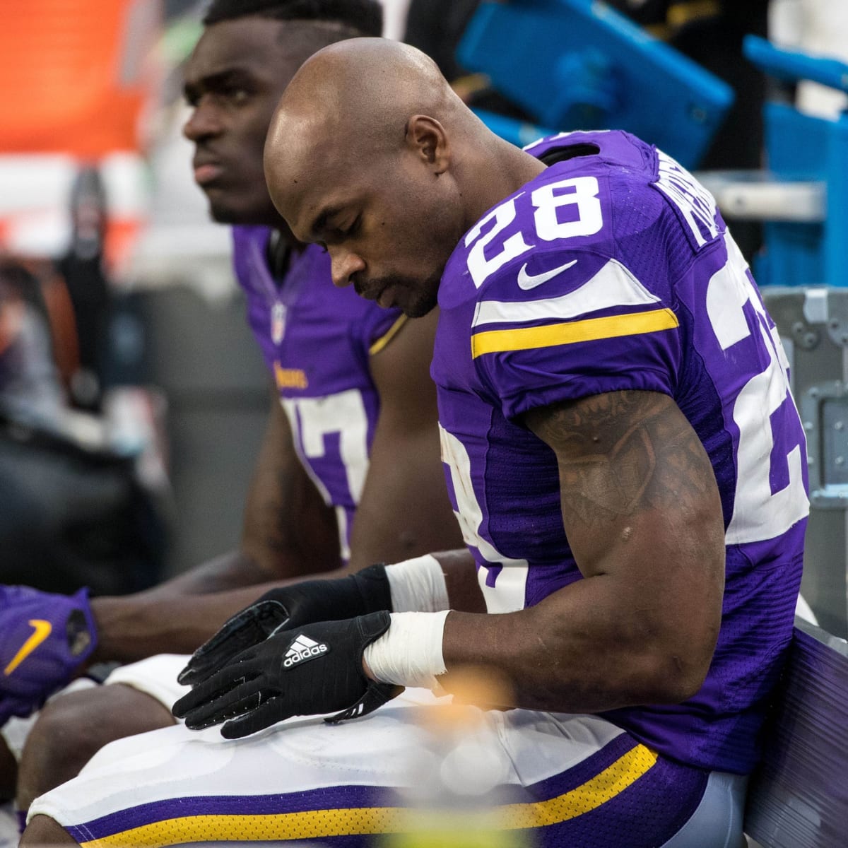 Report: Former Vikings RB Adrian Peterson contemplating next
