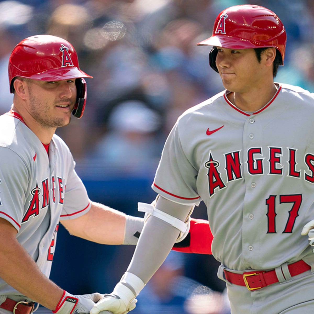 17 Shohei Ohtani L.A. Los Angeles Angels RED/WHITE Sewn Baseball