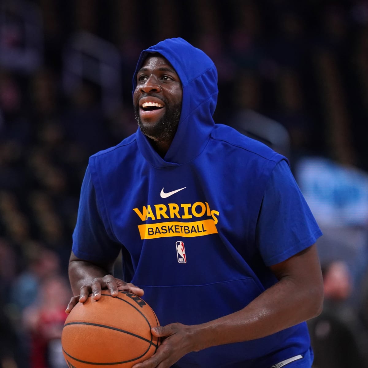 Draymond Green Reacts to Kyrie Irving Not Swapping Jerseys With Dillon  Brooks - Inside the Warriors