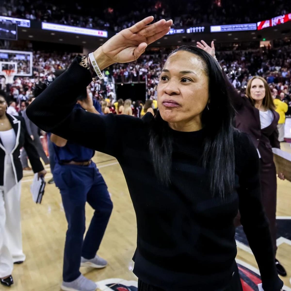 Dawn Staley Named Coach Of The Year By The USBWA - Sports Illustrated South  Carolina Gamecocks News, Analysis and More