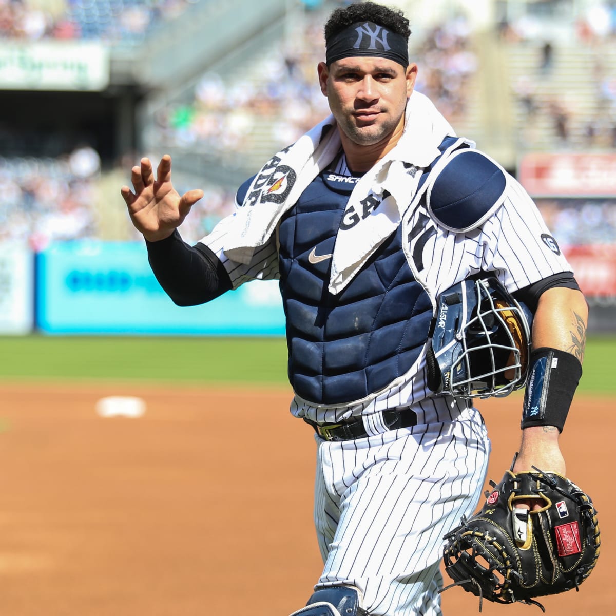 Former Yankees catcher Gary Sánchez joins Mets on minor-league