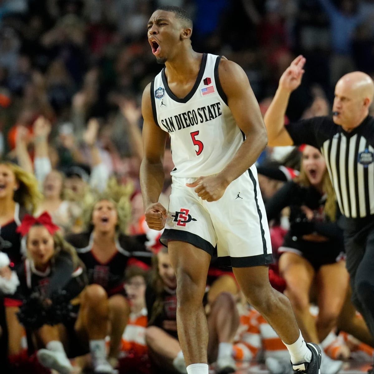 Butler's buzzer-beater sends San Diego State to title game
