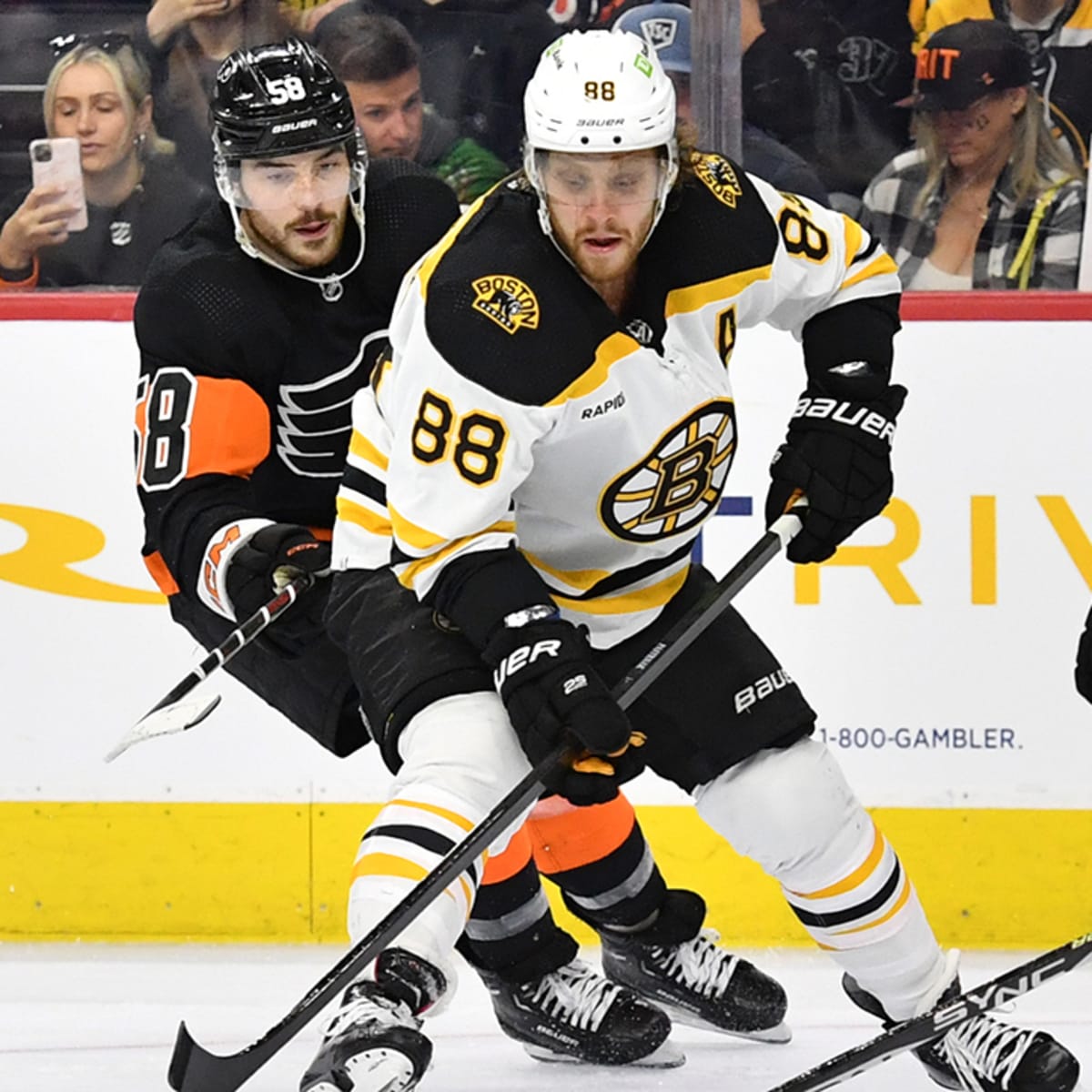 Bruins Forward David Pastrnak Nets 60th Goal of the Season/300th of Career  – Black N' Gold Hockey