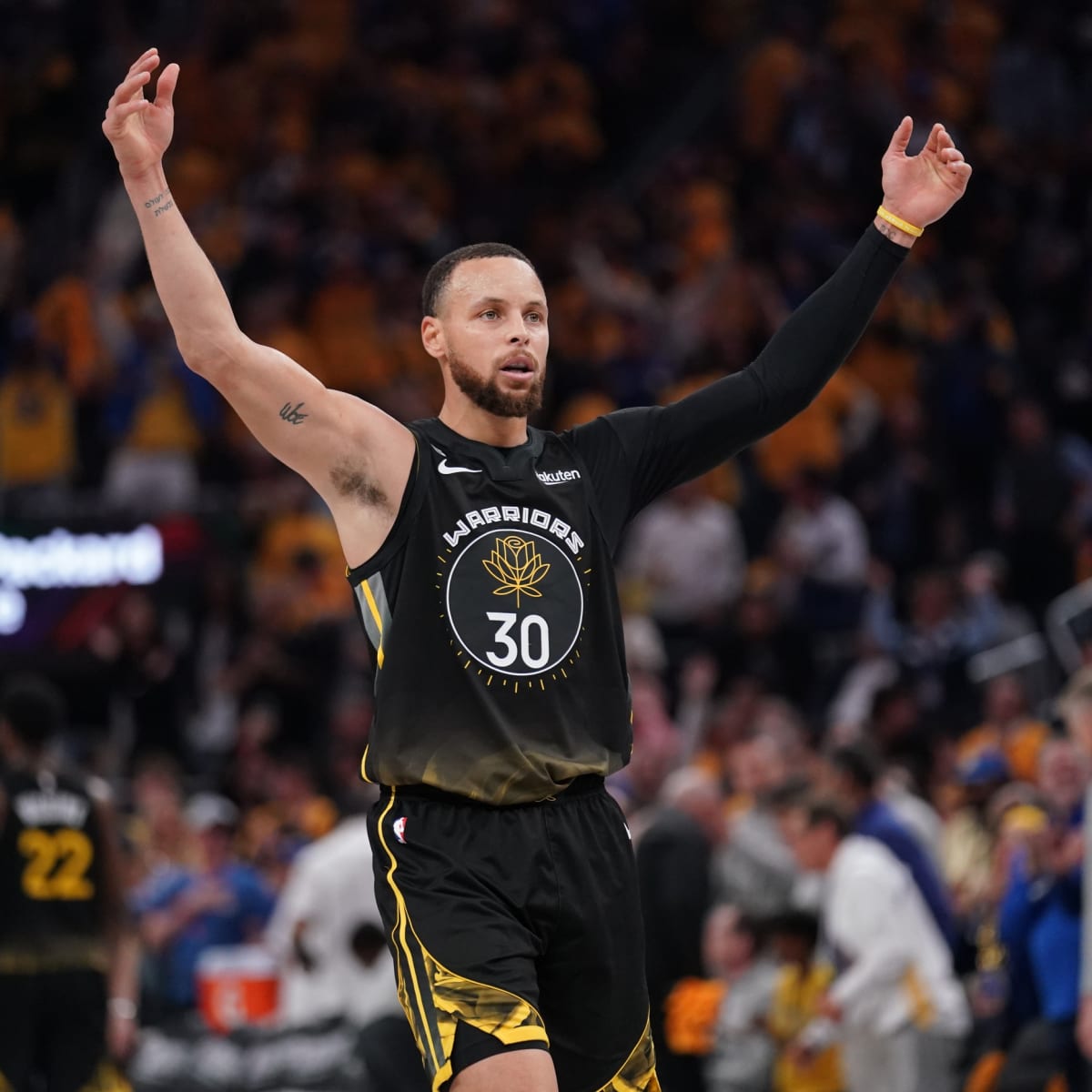 How To Watch NBA Playoffs First-Round Kings at Warriors Game 4