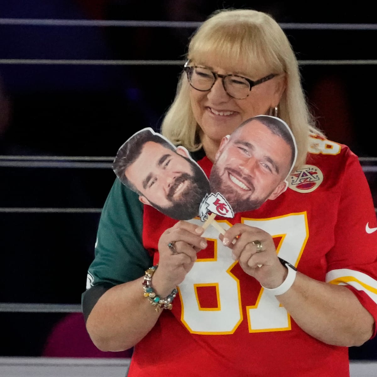Jason Kelce Announces 2023 NFL Return, Thanks Wife, Family for Support — Us  Weekly in 2023
