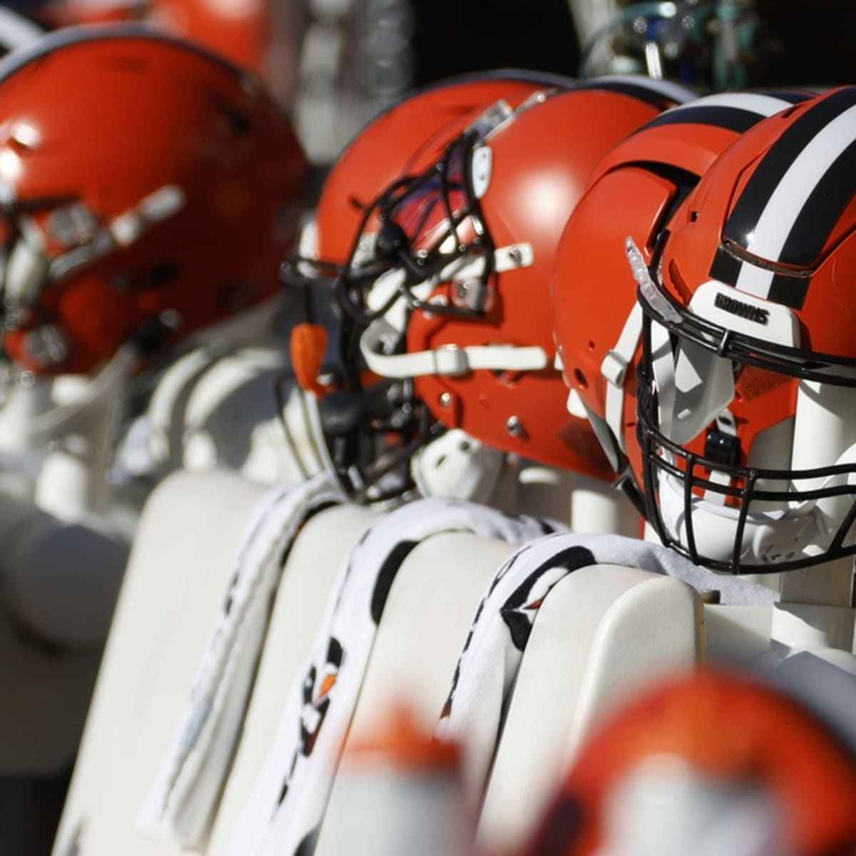 Official Thursday Injury Report for Browns-Ravens - Sports