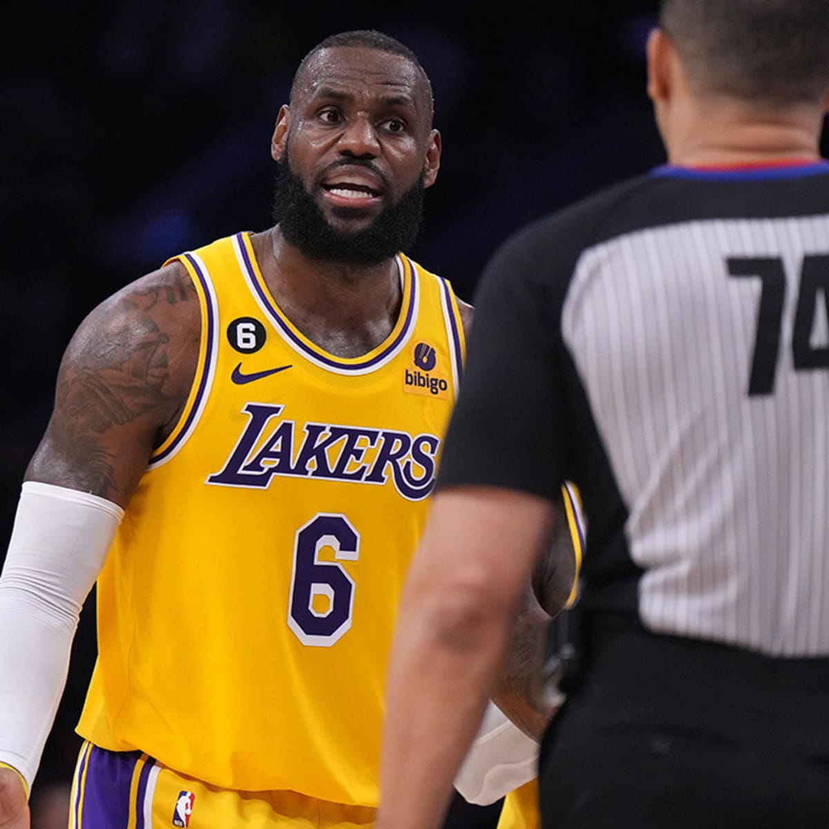 Lakers: Opportunity calls with LeBron James out - Sports Illustrated