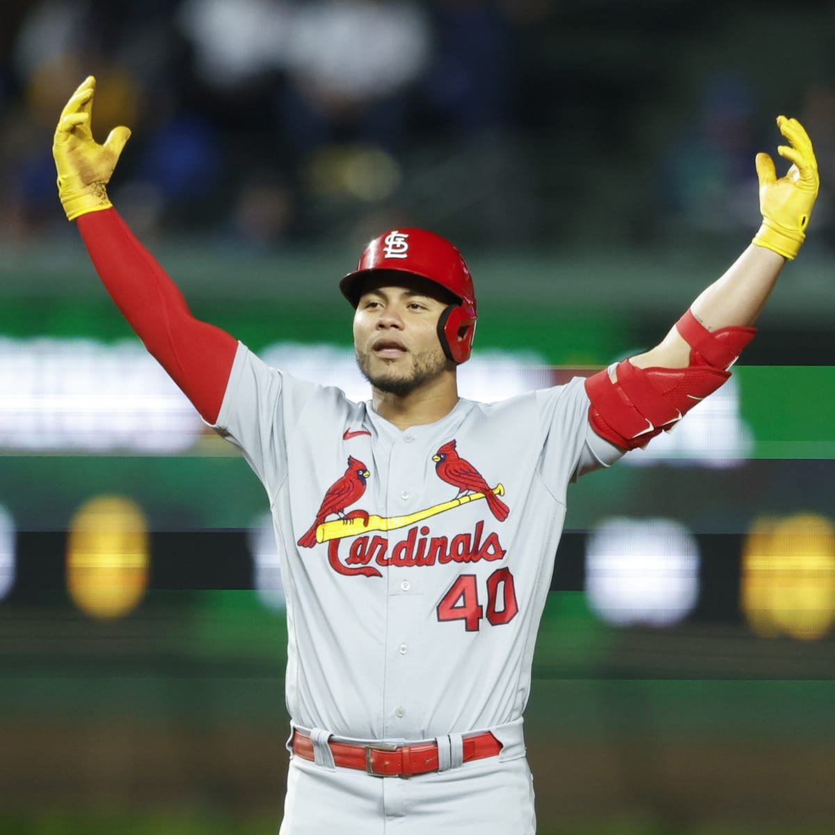 Are the St Louis Cardinals replacing Willson Contreras at catcher