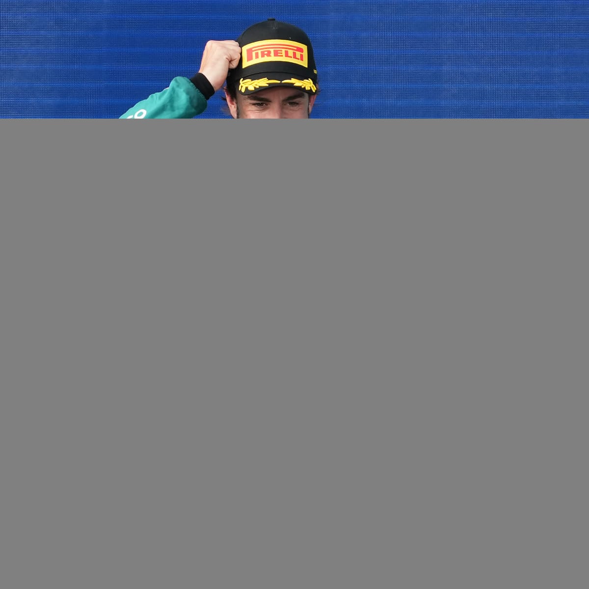 Alonso considers racing with Aston Martin F1 in 2025
