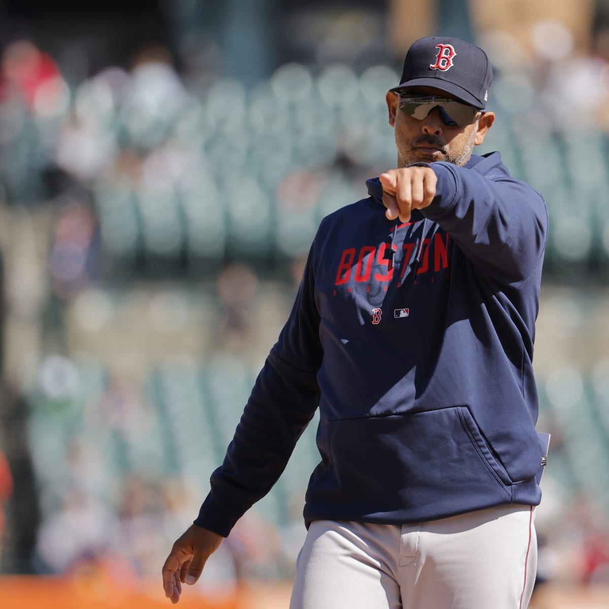 Major League Baseball Insider Wonders if Manager Alex Cora Would
