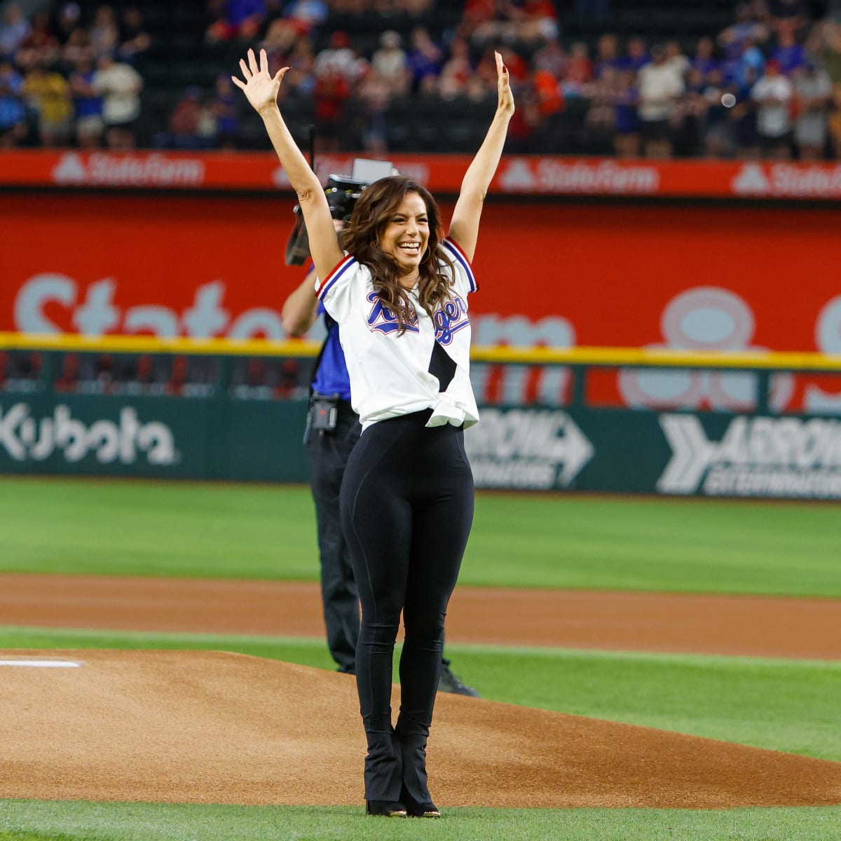 Watch: Eva Longoria Wins Over Texas Rangers Fans With First Pitch - Sports  Illustrated Texas Rangers News, Analysis and More