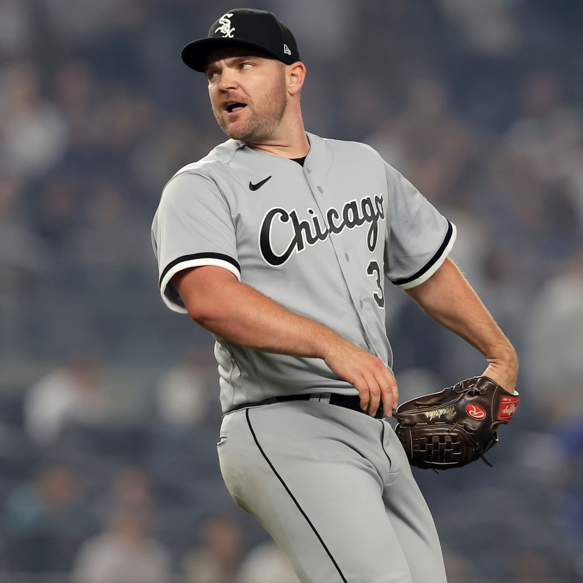 Chicago White Sox' Liam Hendriks Out with Injury as Baseball's Best Story  Hits a Snag - Fastball