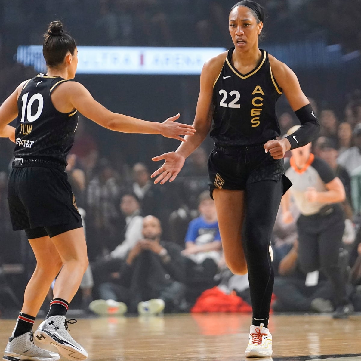 WNBA Superteams in New York, Las Vegas Spark Epic Rivalry