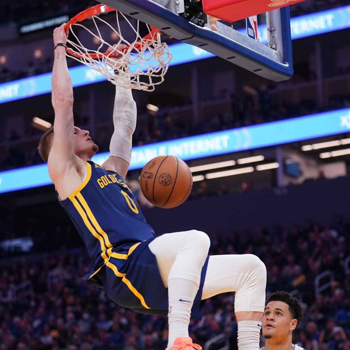 New York Basketball on X: Knicks press release: “July 8, 2023 - New York  Knicks announced today that the team has signed guard Donte DiVincenzo to a  contract. Terms of the deal