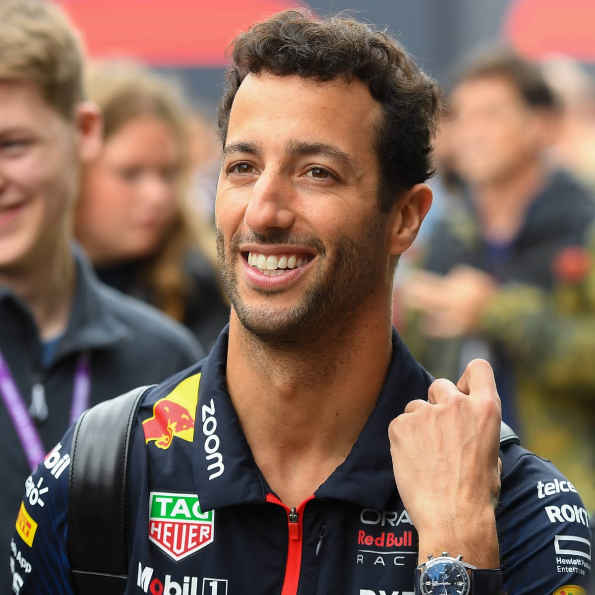 Daniel Ricciardo returns to F1 grid as Australian driver replaces Nyck de  Vries at AlphaTauri