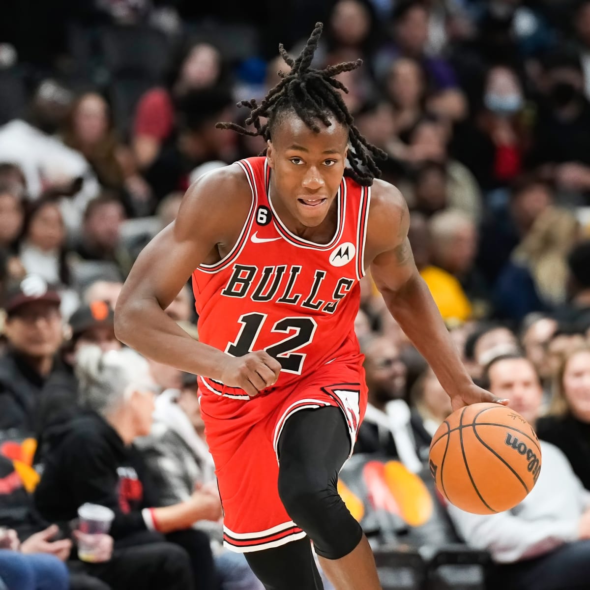 Chicago Bulls officially re-sign Ayo Dosunmu - Sports Illustrated Chicago  Bulls News, Analysis and More