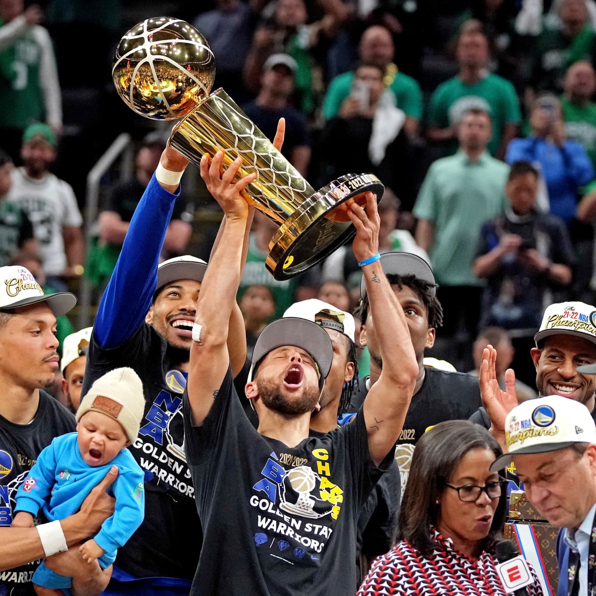 Steph Curry makes history as Warriors level NBA Finals with win at