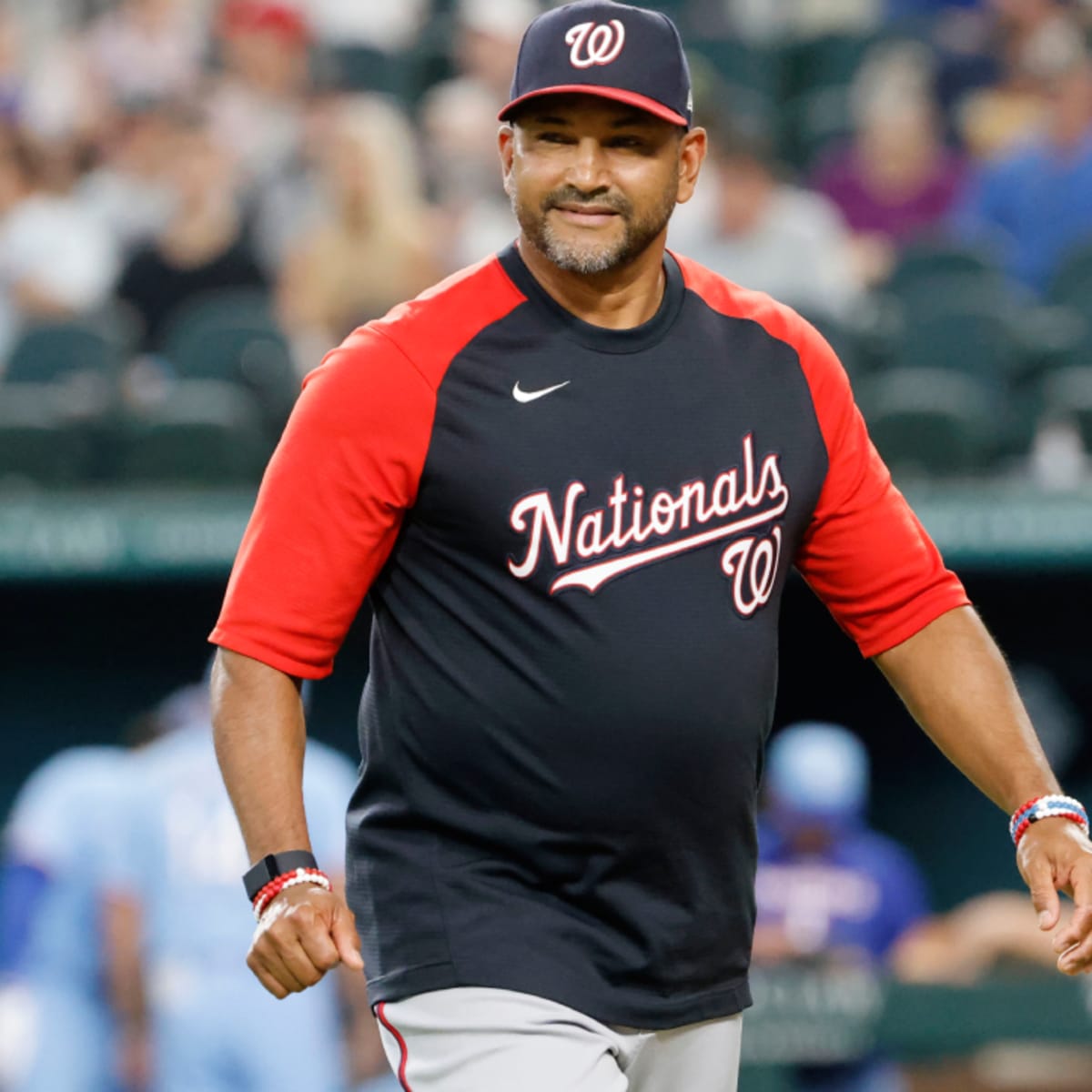 Manager Dave Martinez of the Washington Nationals makes a pitching News  Photo - Getty Images