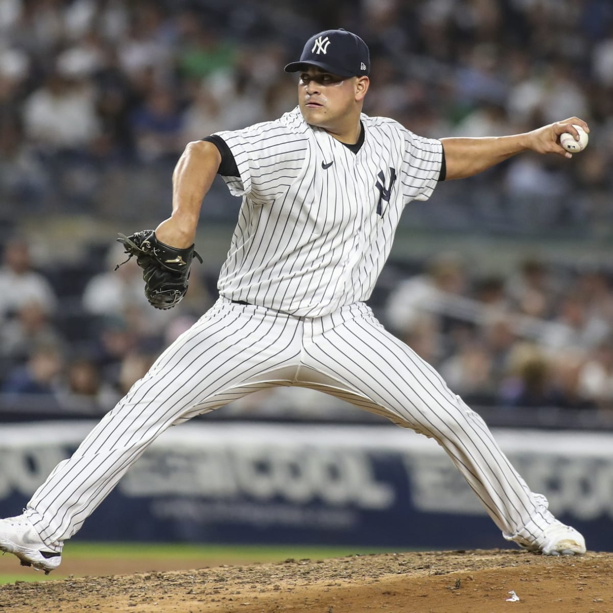 New York Yankees Trade Reliever Manny Bañuelos to Pittsburgh Pirates -  Sports Illustrated NY Yankees News, Analysis and More