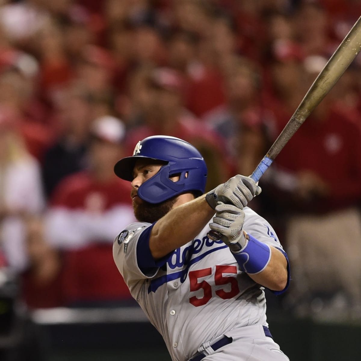 Former Dodgers catcher Russell Martin officially retires from