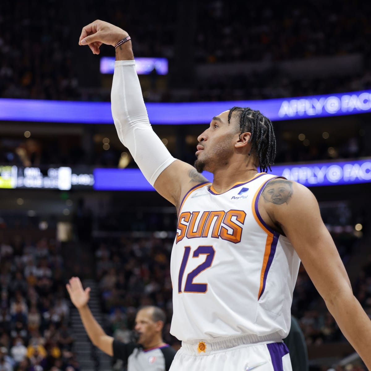 Suns Re-Sign Ish Wainright To Two-Way Deal