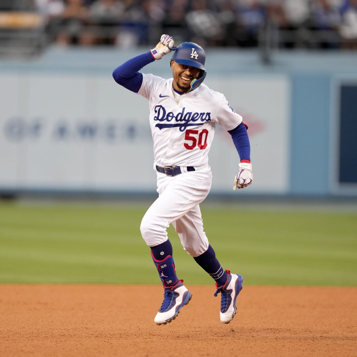 Dodgers: Watch Mookie Betts' Incredible Home Run Swing in Slow