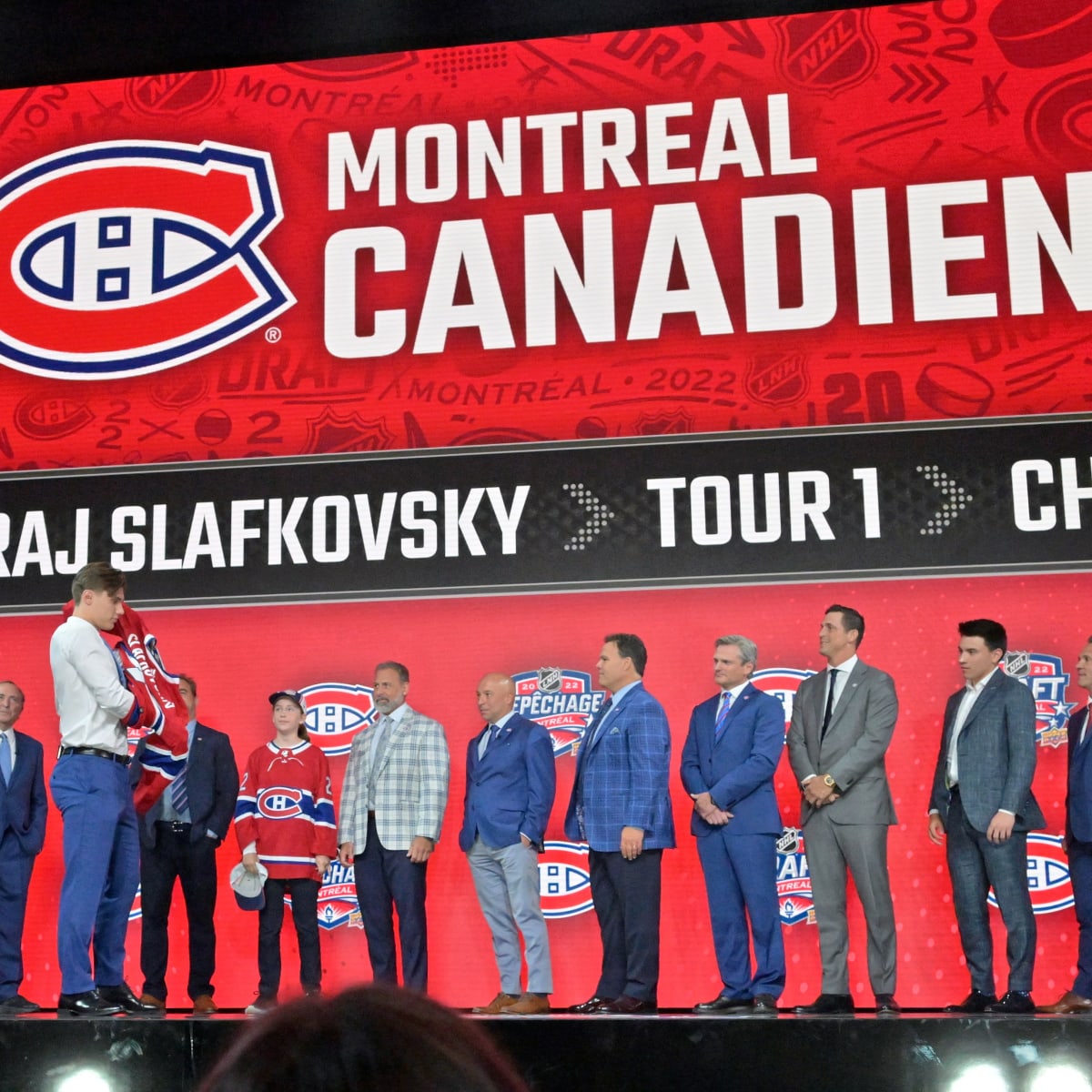 Did Shane Wright give the Canadiens a death stare on draft stage?