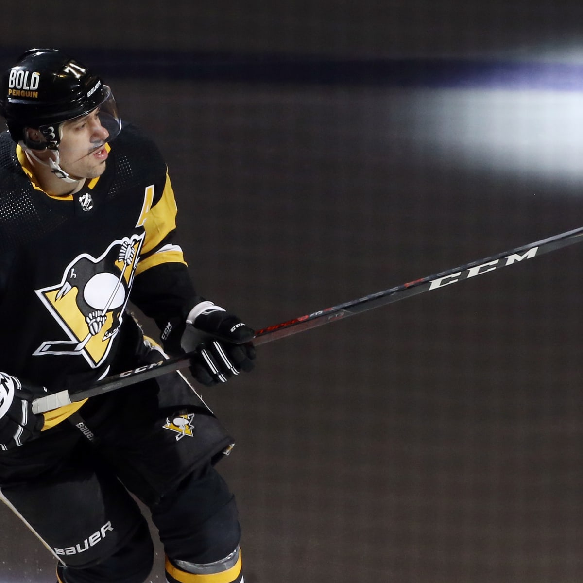 Pittsburgh Penguins welcome Evgeni Malkin back from injury in