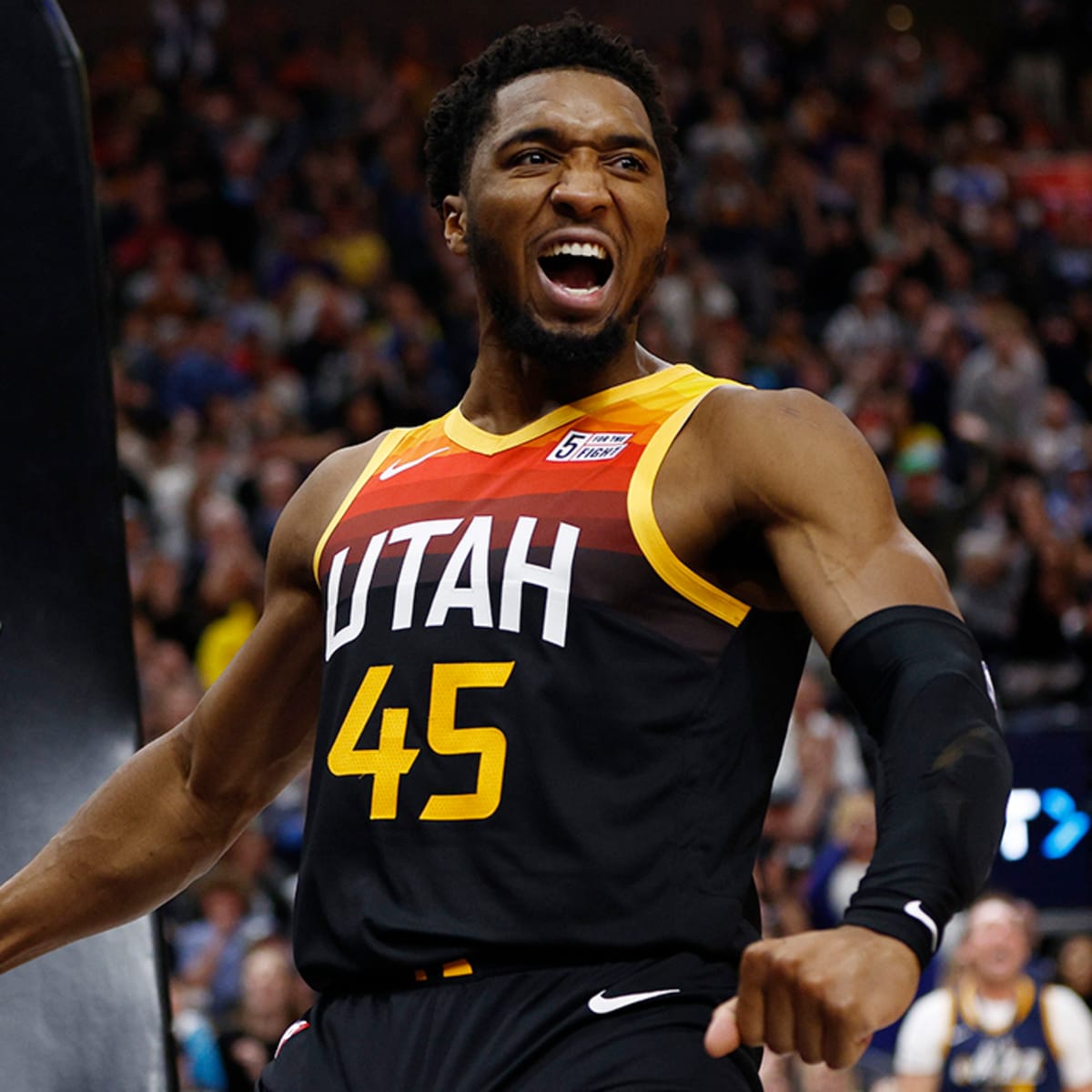 Cavaliers acquire All-Star guard Donovan Mitchell from Jazz: reports