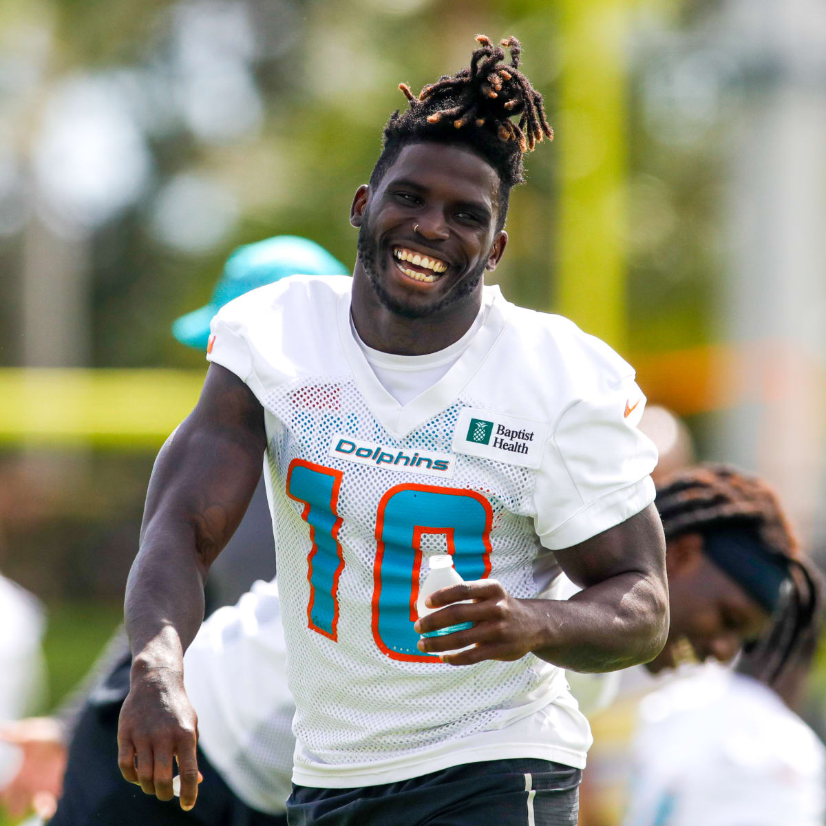 tyreek hill number dolphins