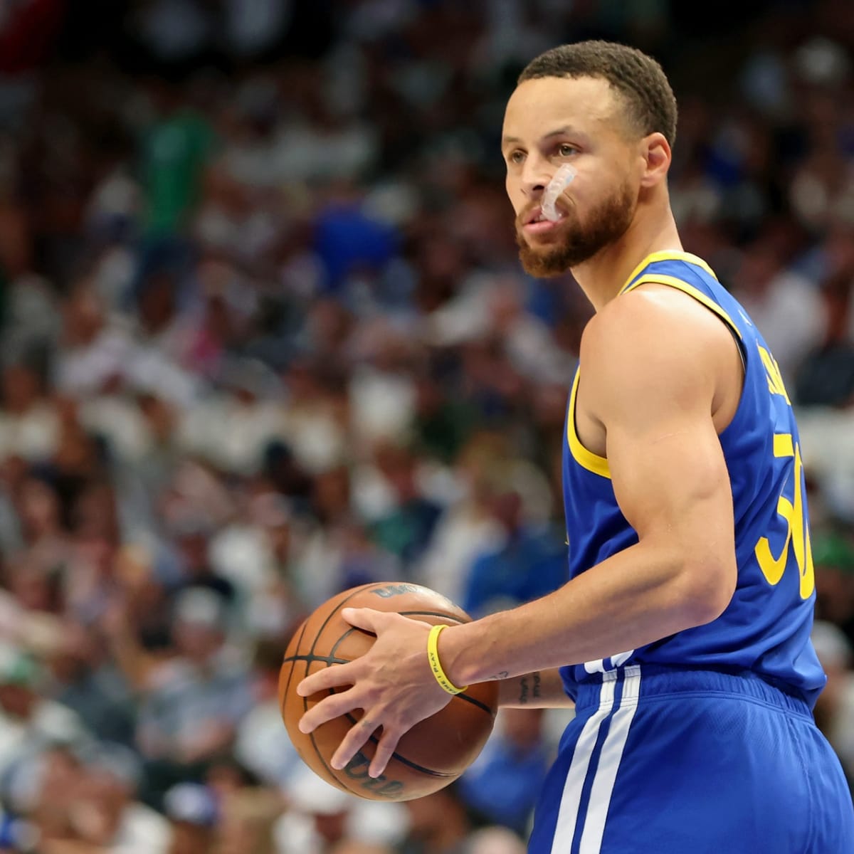 Steph Curry Tweets Out 3 Photos From Japan - Fastbreak on FanNation