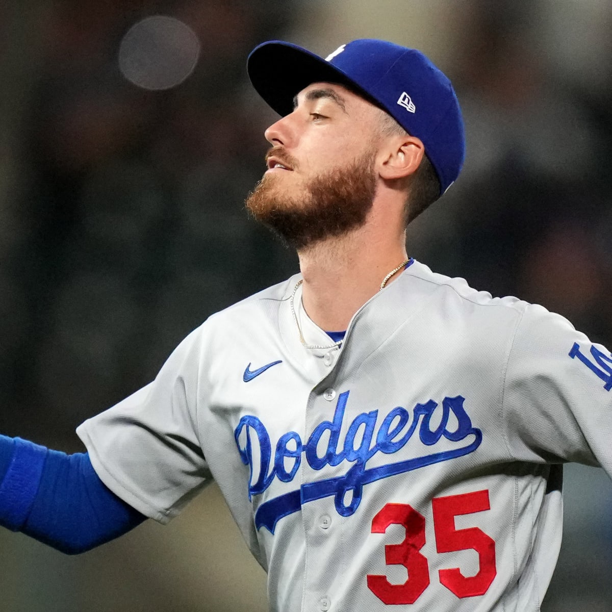 cody bellinger away jersey