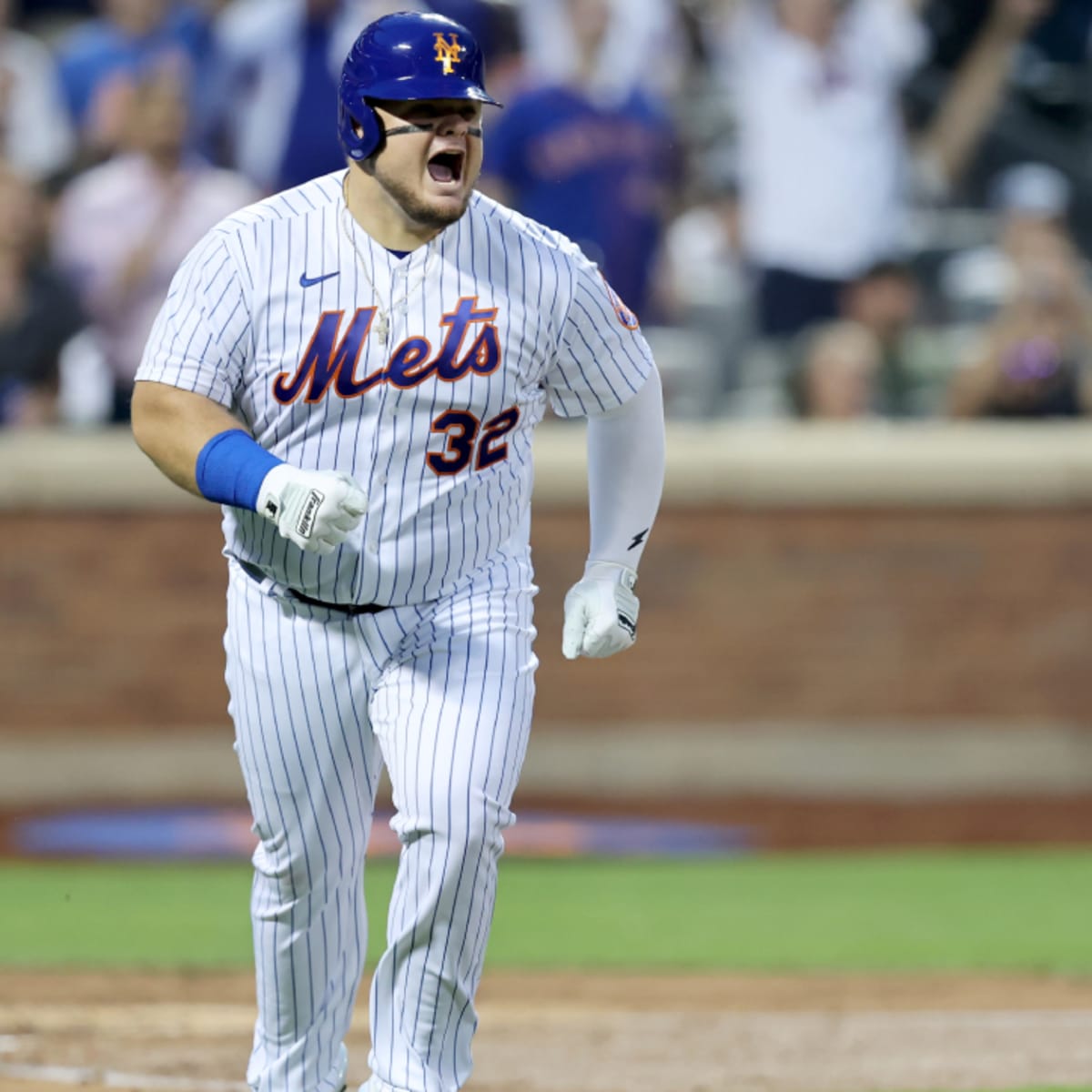 Mets' Daniel Vogelbach Goes Viral With His New Walk-Up Song (Video