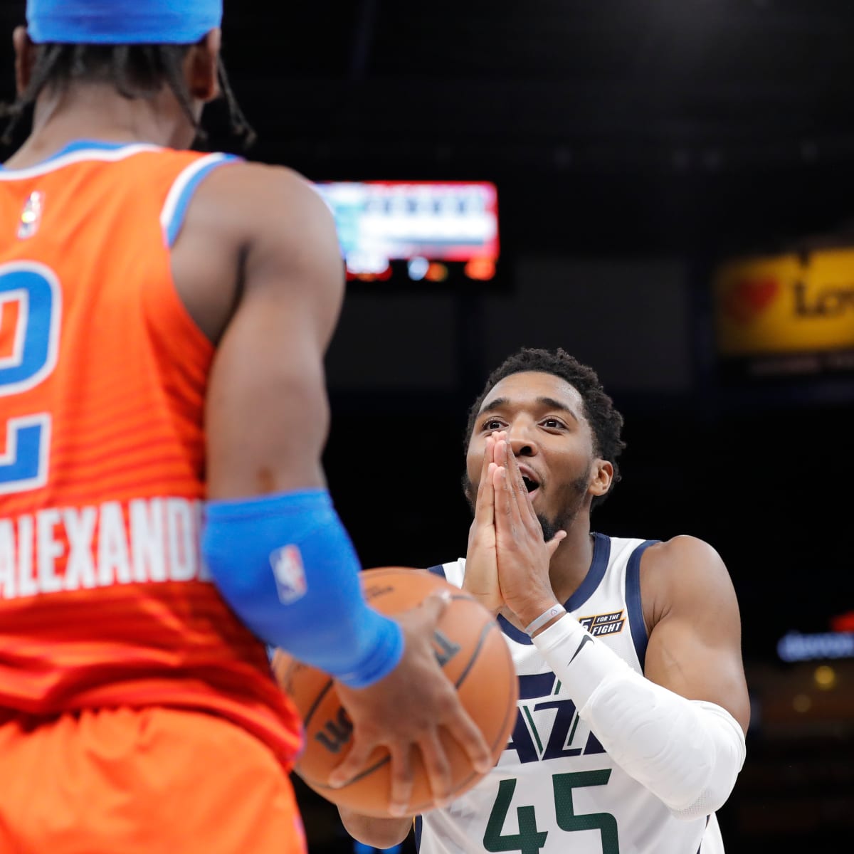 Onto the Next One: Could Shai Gilgeous-Alexander Help New York Knicks More  Than Donovan Mitchell? - Sports Illustrated New York Knicks News, Analysis  and More