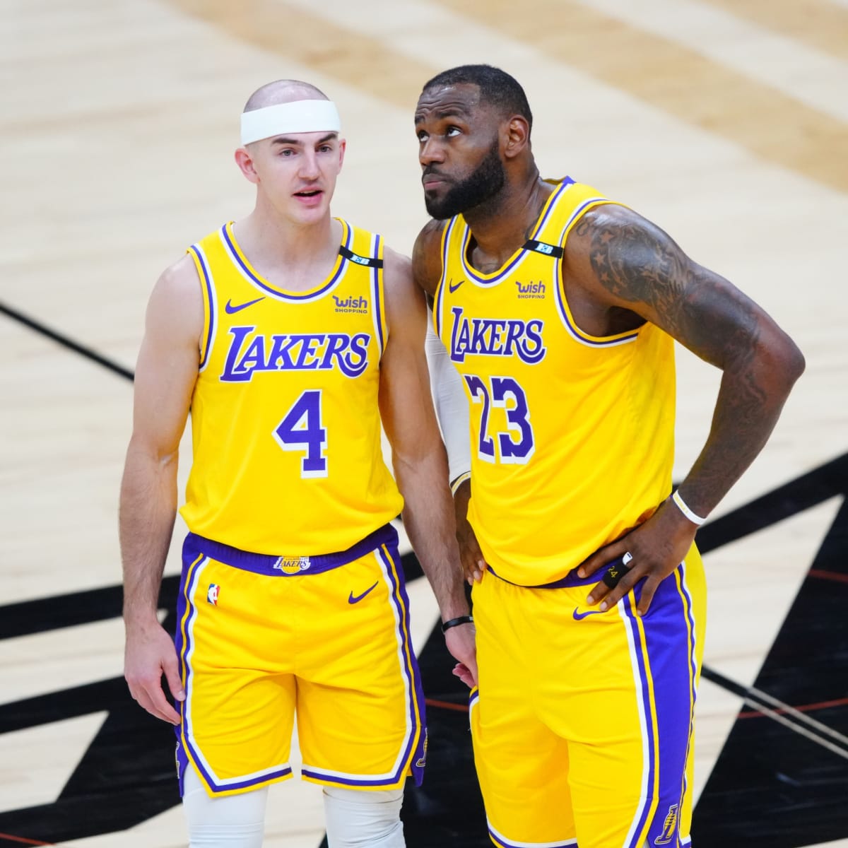 LOOK: Alex Caruso Comments On LeBron James' Instagram Post - Fastbreak on  FanNation