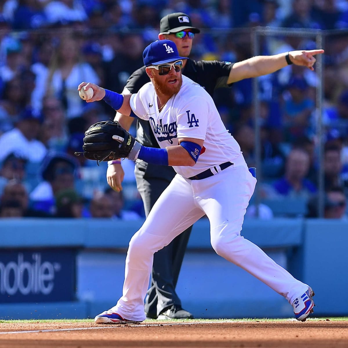 Los Angeles Dodgers' Justin Turner Lives His Y/N Moment With