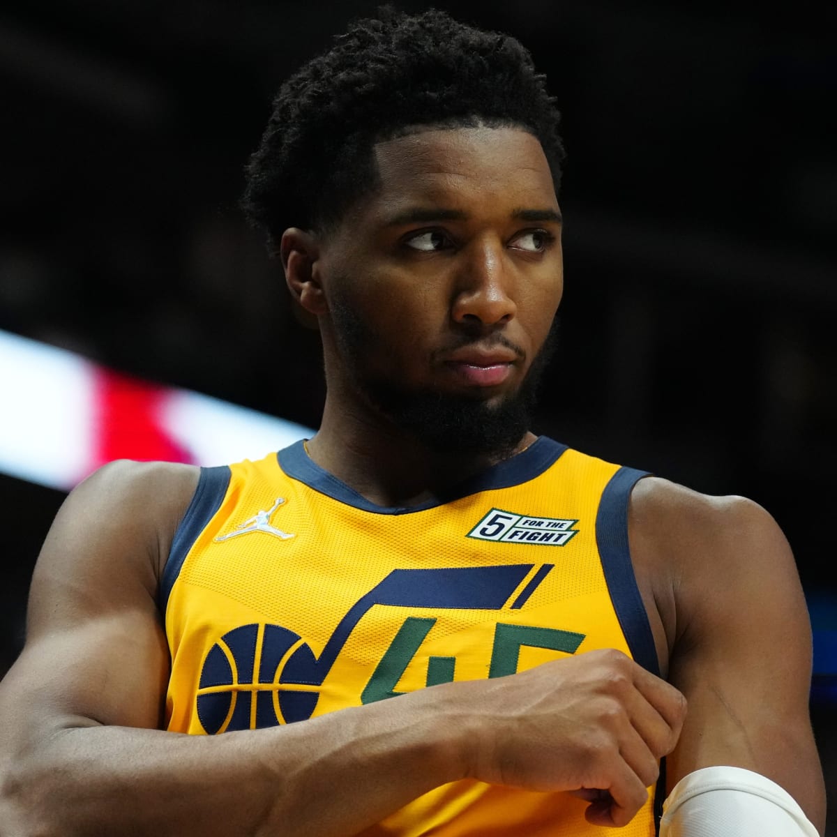Knicks strike out on Donovan Mitchell deal; Jazz trade him to