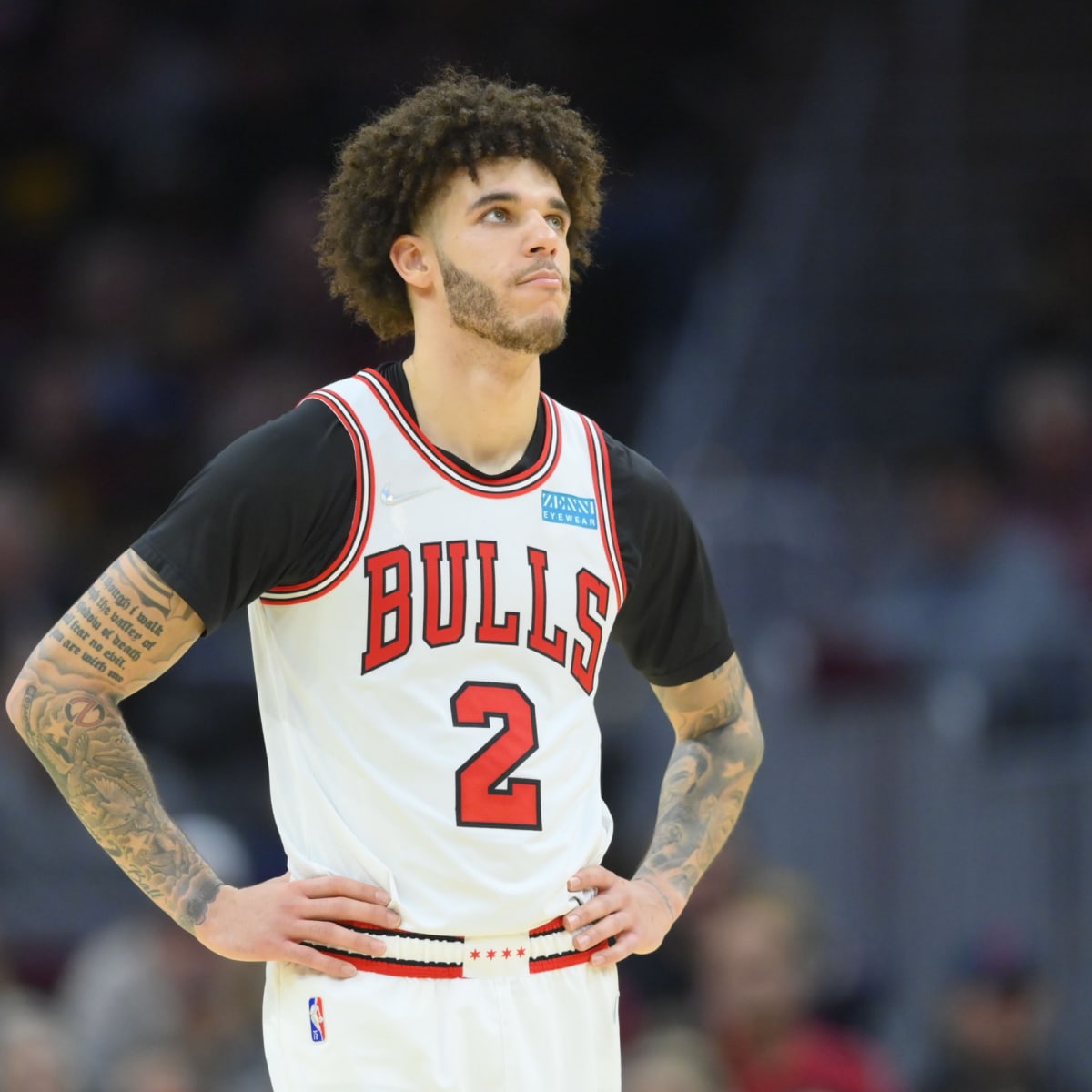 Bulls' Lonzo Ball to miss rest of season because of knee injury