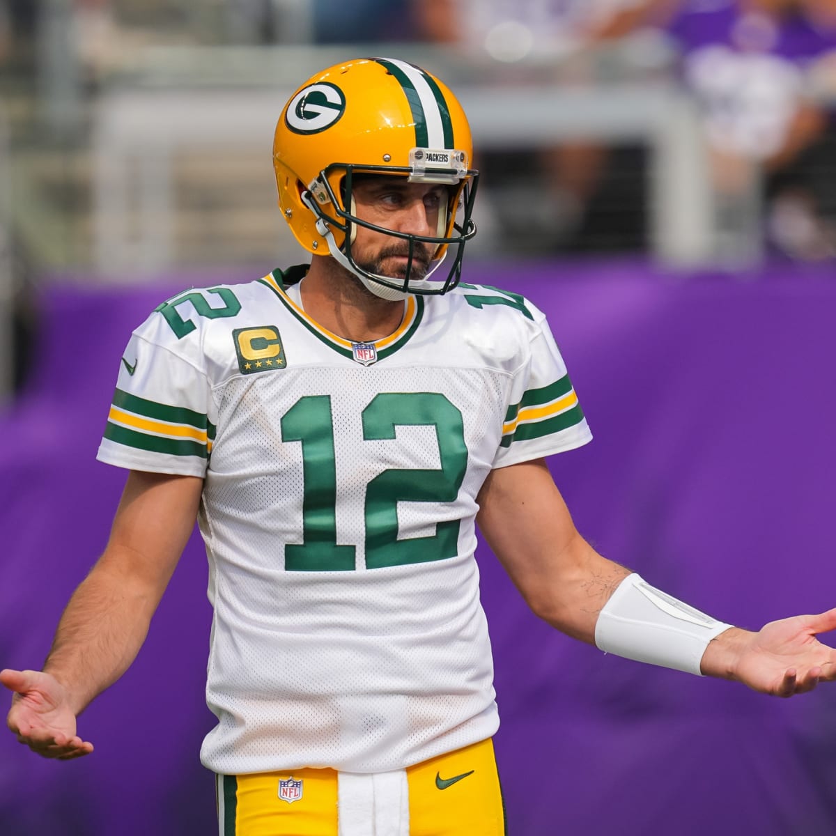 Cal in NFL: Aaron Rodgers Struggles in Season-Opening Loss Again - Sports  Illustrated Cal Bears News, Analysis and More