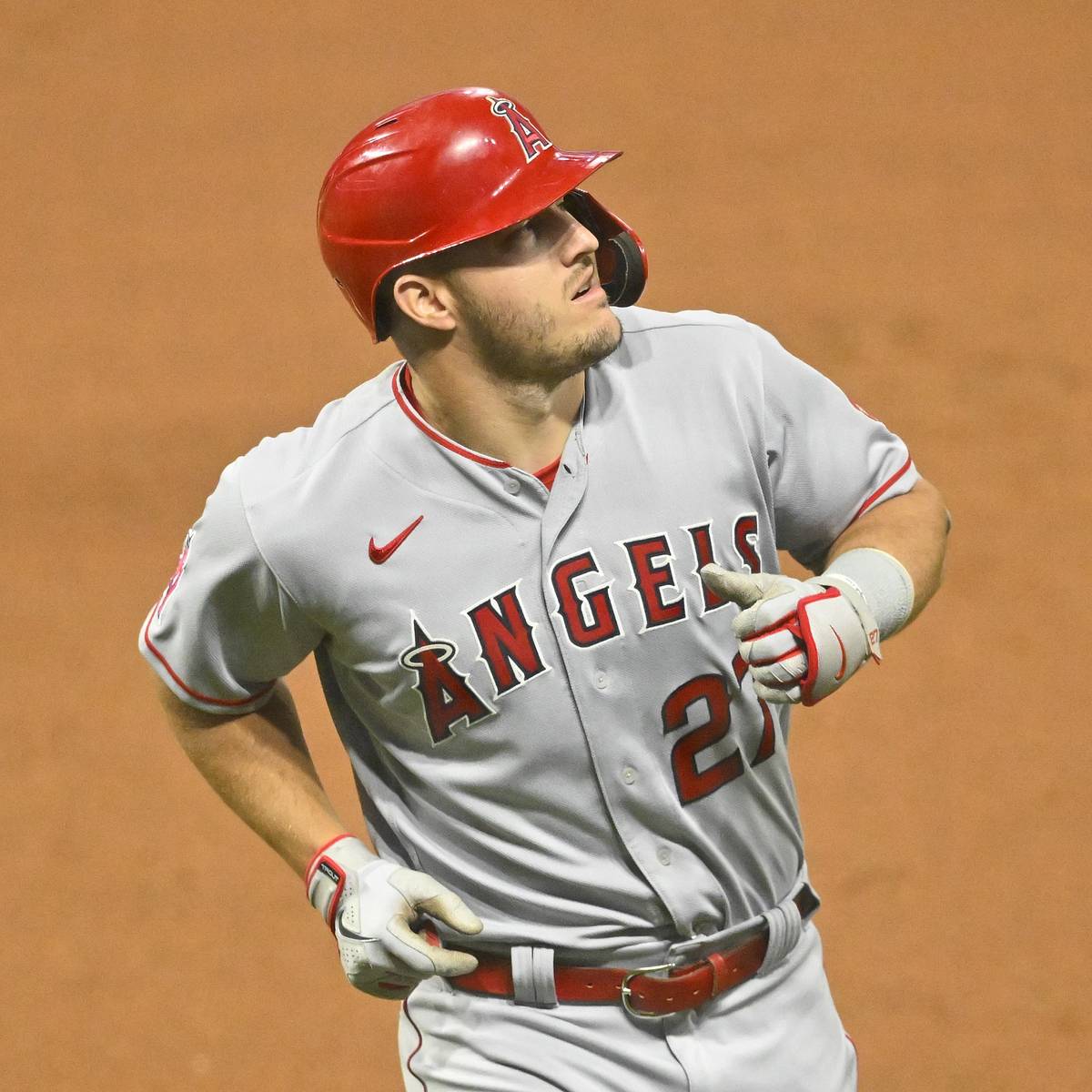 Mike Trout Comes Up Short of MLB Record as Home Run Streak Ends at 7 -  Fastball