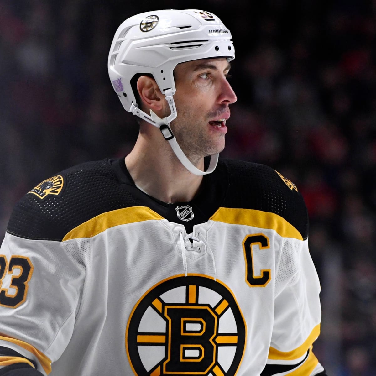 Zdeno Chara retires from the NHL at 45