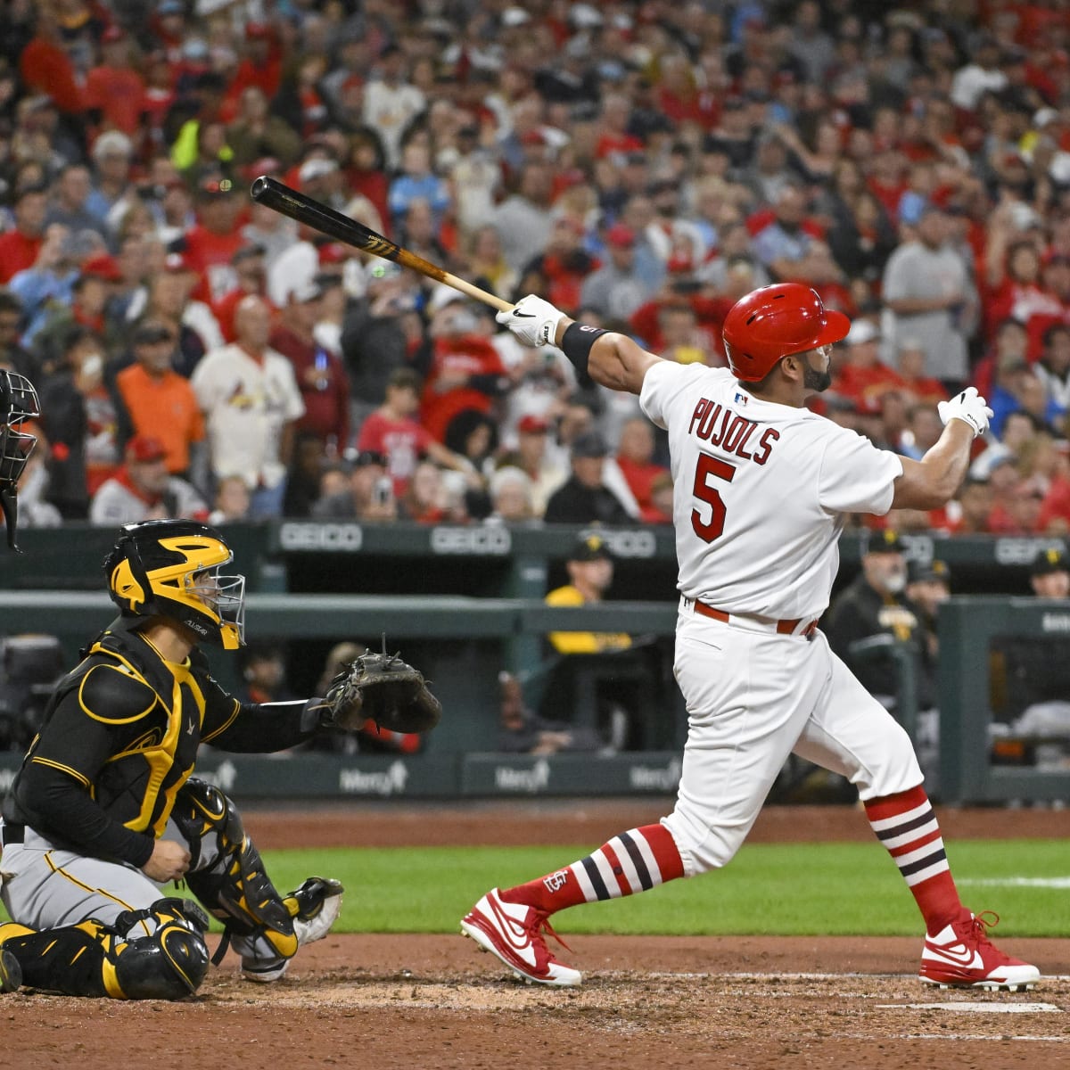 St. Louis Cardinals' Albert Pujols hits 700th career home run